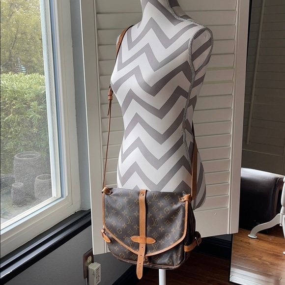 Louis Vuitton bag - Picture 9 of 11